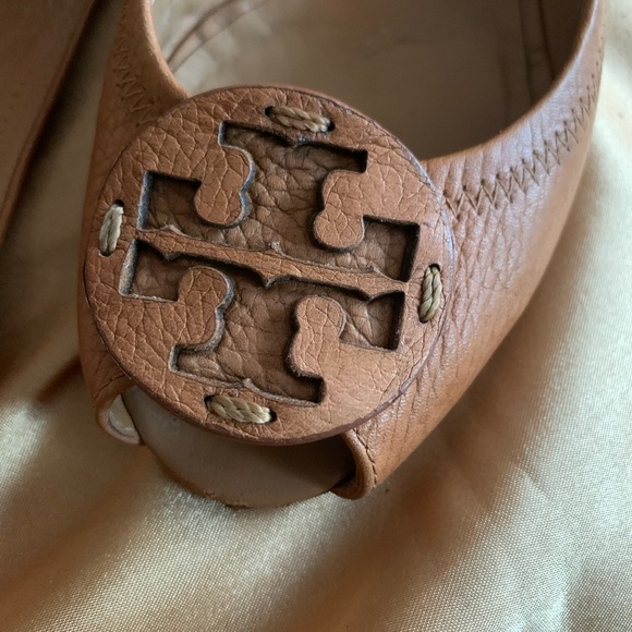 Purchased from another Posher! Small defect on right heel. Can be fixed easy - Picture 4 of 5